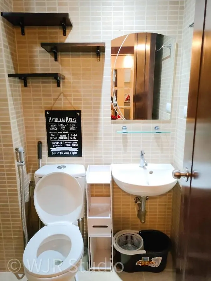 King Bed Deluxe- Cozy & Stylish Place In The Metro Paranaque City 0*,  Philippines