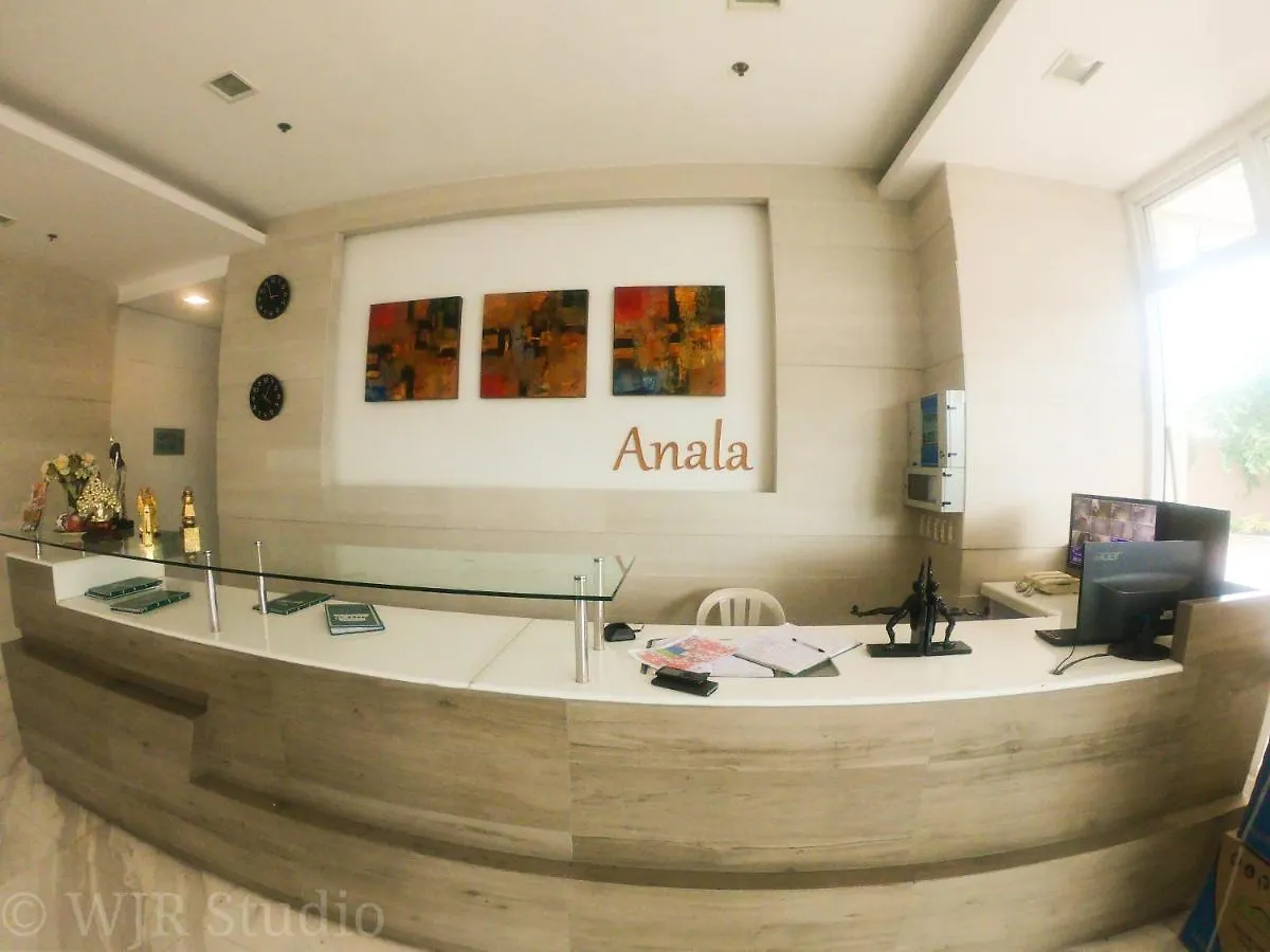 King Bed Deluxe- Cozy & Stylish Place In The Metro Paranaque City Philippines